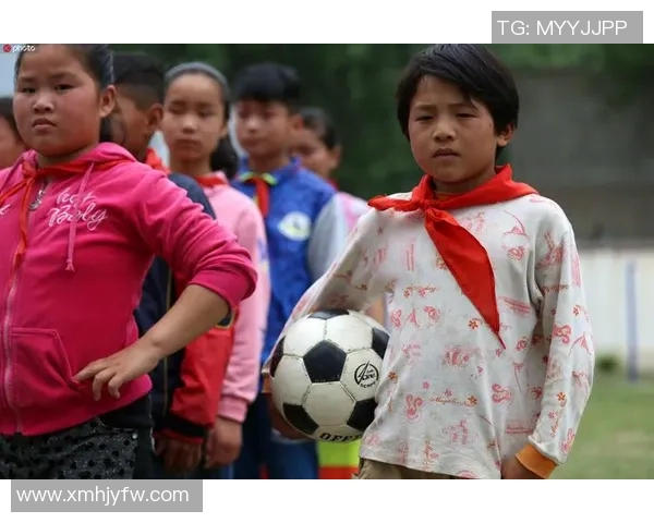 乡村女孩与足球明星的爱情故事在绿茵场上的奇遇与成长