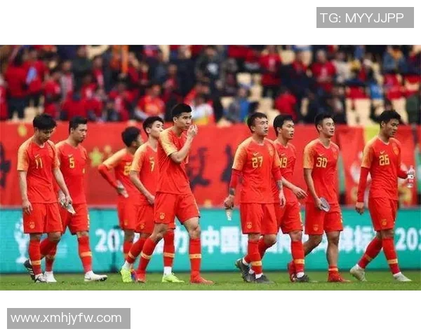 中国乒乓球与中国足球的辉煌成就与发展对比分析